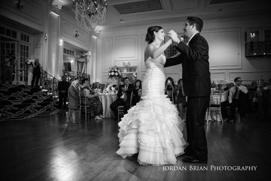 Julie and Ryan fall wedding family portrait